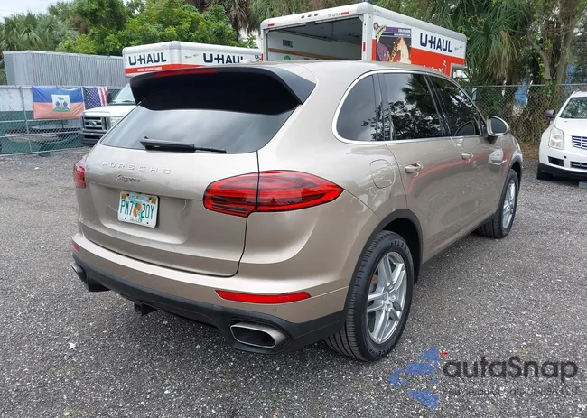 WP1AF2A27GKA40300: 44137171