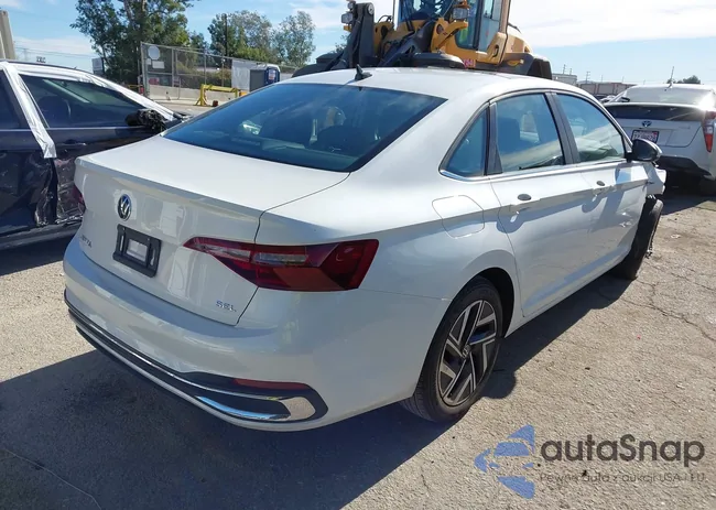 3VWGM7BU1PM052530: 44137212