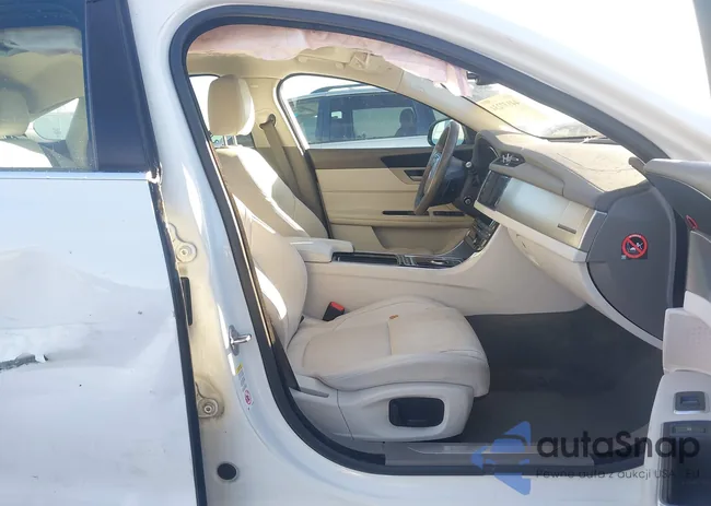 SAJBJ4BV1HCY26969: 44137234