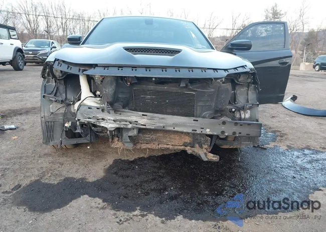 2C3CDXGJ7GH324002: 44137275