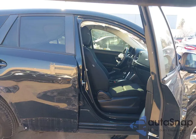 JM3KE2BE4F0527487: 44137310