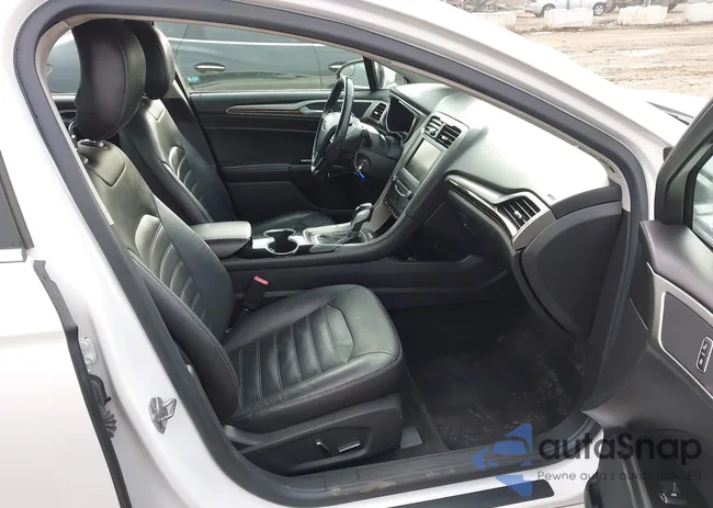 1FA6P0HD9E5368173: 44137324