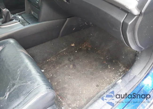 1HGCS2A89BA006238: 44137333