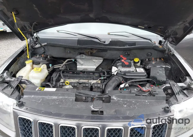 1C4NJCBA5GD575109: 44137350