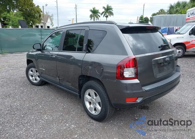 1C4NJCBA5GD575109: 44137350