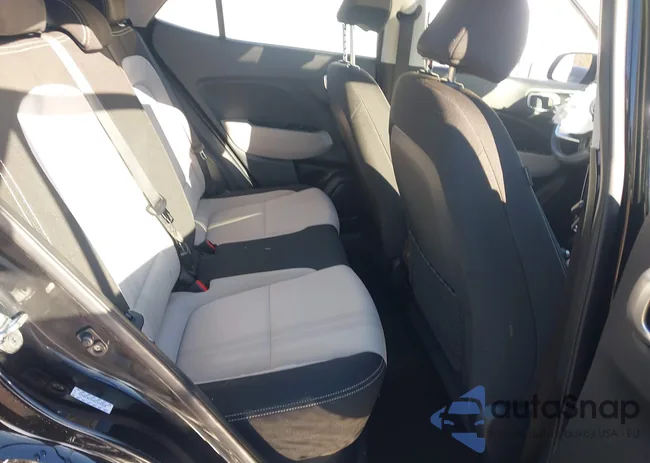 KMHRC8A34RU324320: 44137395