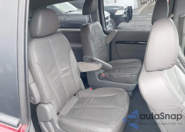 KNDMH4C71E6580972: 44137408