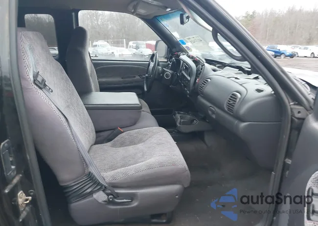 3B7KF23Z41G734277: 44137423