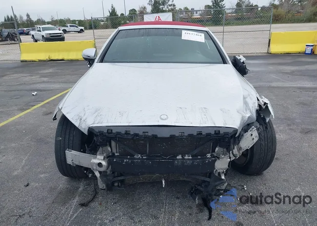 WDDWK4JB9HF531529: 44137464