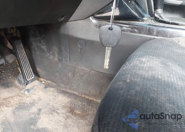 5XYKT3A69FG604007: 44138527