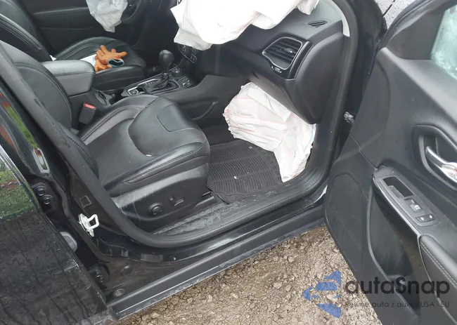 1C4PJMMB8PD103622: 44138535