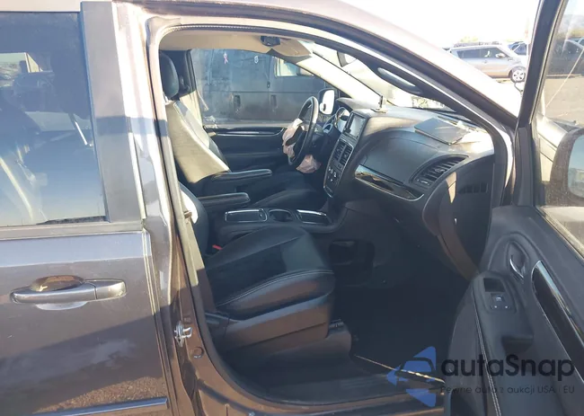 2C4RDGCG1GR125036: 44138560