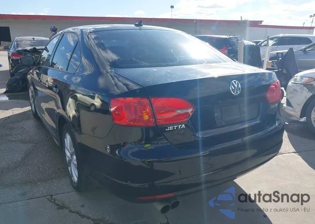 3VWDX7AJ5BM388336: 44138584