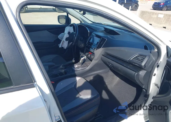 JF2GTACC6KH342849: 44138670