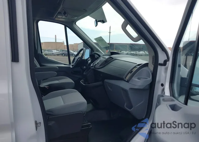 1FDZX2XM2HKB22457: 44138729