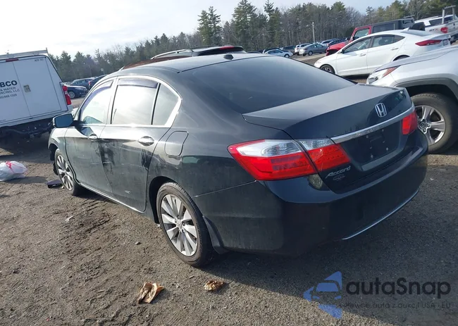 1HGCR2F83DA054132: 44138733