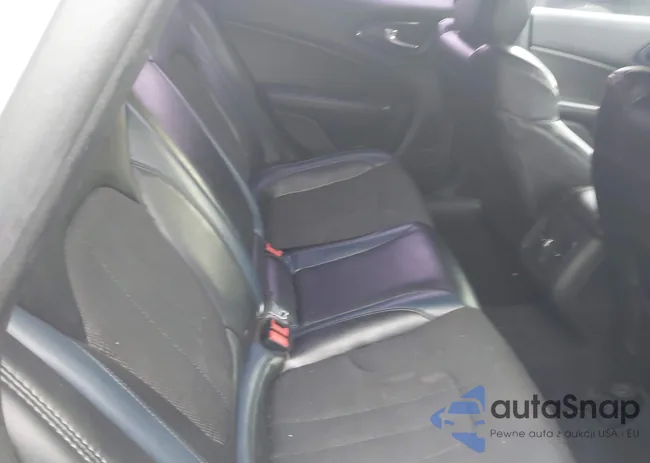 1C3CCCDG2FN627764: 44138747