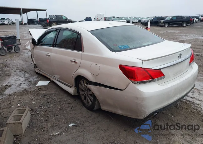 4T1BK3DB9BU417270: 44138840