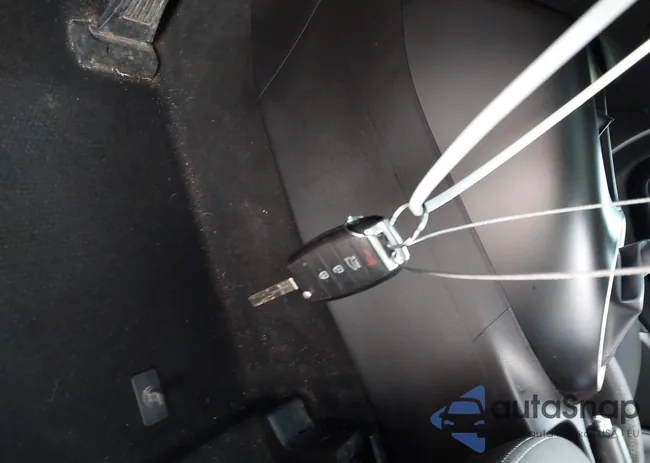 KNDJN2A25J7545492: 44138882