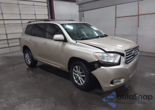 JTEES41A582063752: 44138071