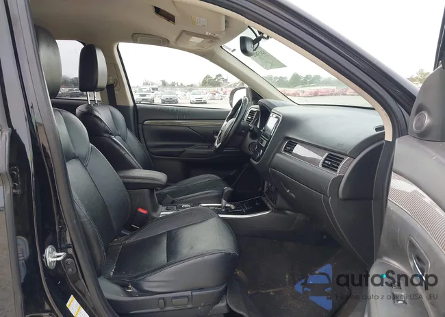 JA4AZ3A38KZ042106: 44138121