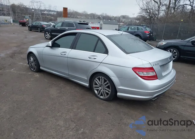 WDDGF81X99R052409: 44138189