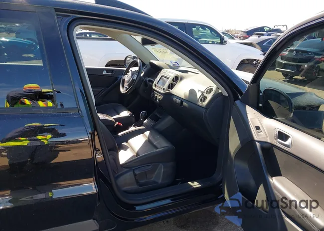 WVGAV7AX4HK021603: 44138297