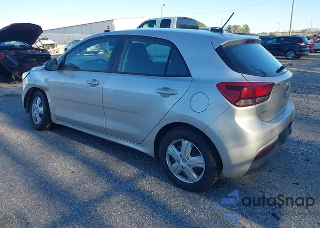 3KPA25AD2LE352683: 44138303