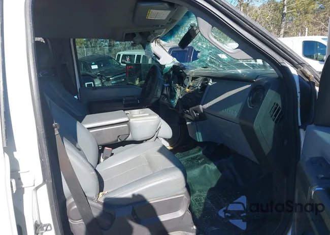 1FT7W2BTXFEC10911: 44138420