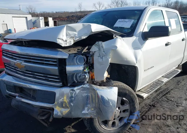 1GC1KUEG2JF283818: 44139477