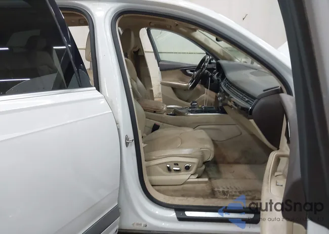 WA1VAAF76HD059131: 44139486