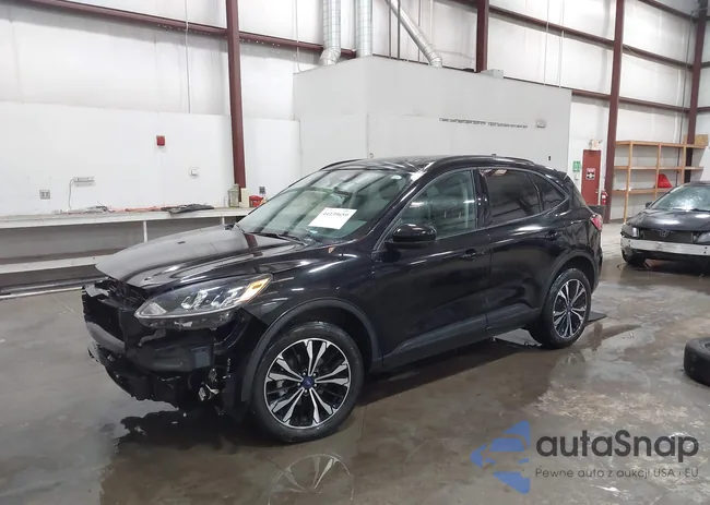 1FMCU9H99NUB62018: 44139659