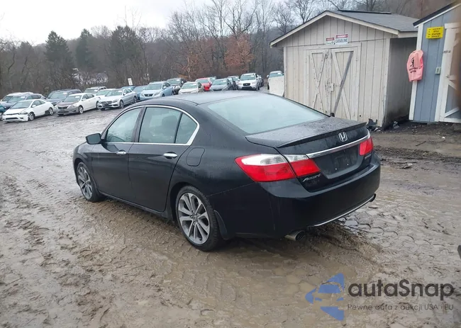 1HGCR2E58FA111600: 44139748