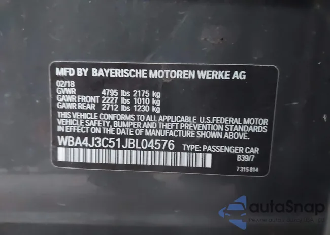 WBA4J3C51JBL04576: 44139754