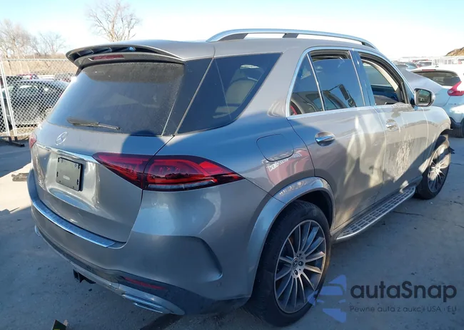 4JGFB4JB7NA818513: 44139812