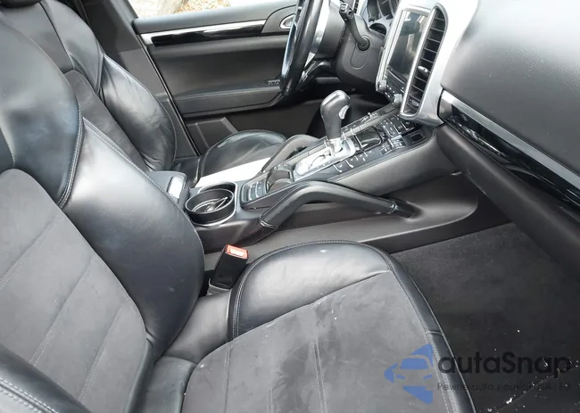 WP1AA2A20HKA80413: 44139897