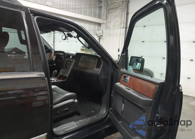 5LMJJ2J56CEL08300: 44139977