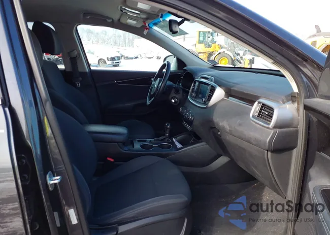 5XYPGDA37HG217786: 44140040