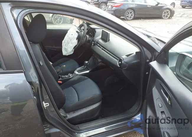 3MYDLBYV3HY173485: 44140063