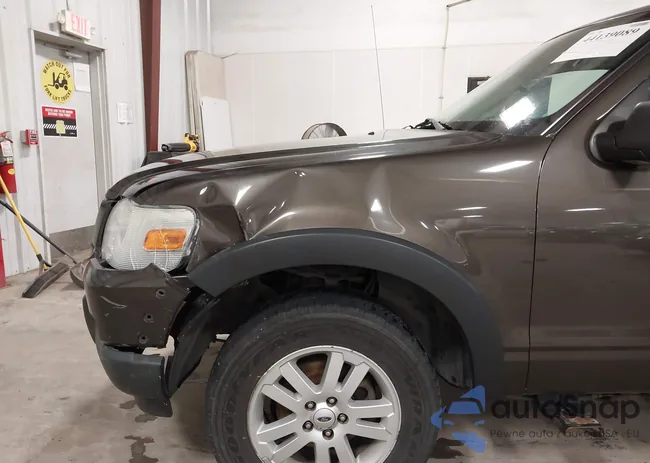 1FMEU51K67UA73329: 44139089