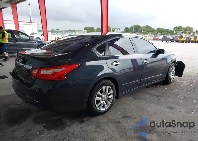 1N4AL3AP9GC273977: 44139179