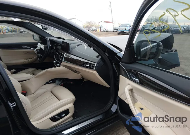 WBAJE7C5XKWW02827: 44139229