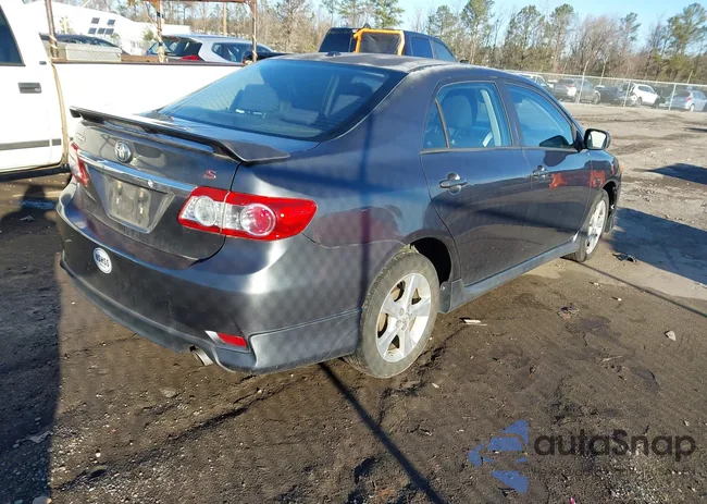 2T1BU4EE5BC610459: 44139341