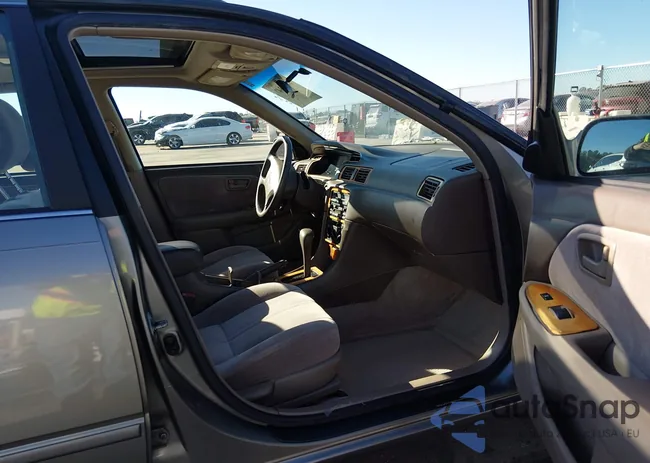 JT2BG22K9W0170776: 44139347