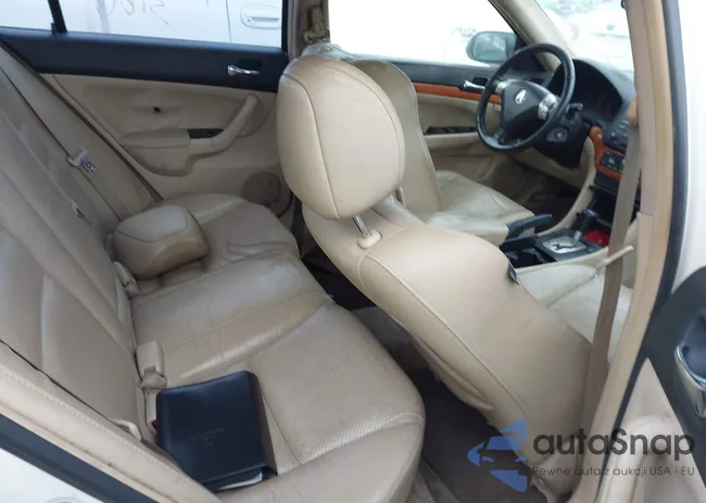 JH4CL96894C008090: 44139457