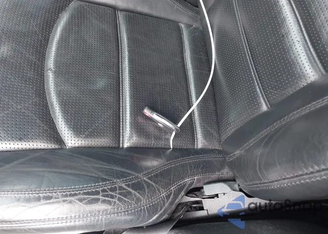 WDDDJ77X38A121045: 44140473