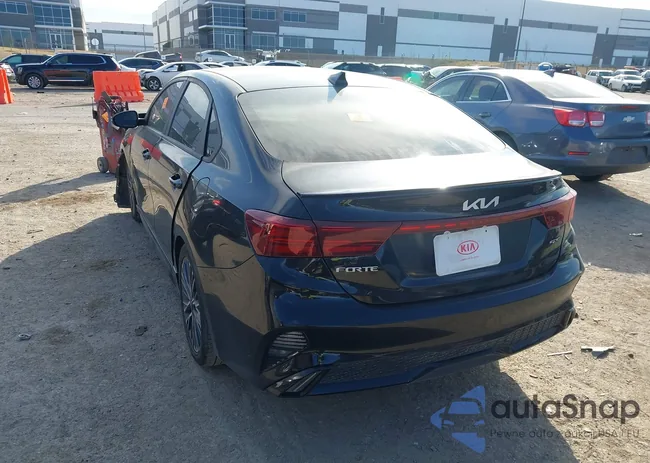 3KPF54AD7RE790194: 44140576