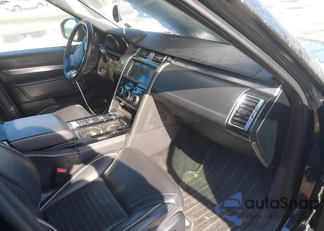 SALRTBBV0HA015664: 44140660