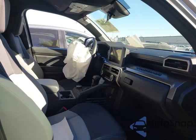 3TMLB5FN1RM008934: 44140662