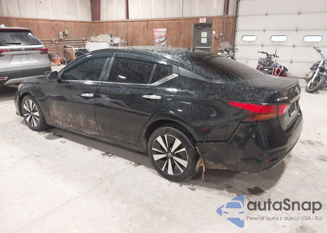 1N4BL4DV0MN400829: 44140696